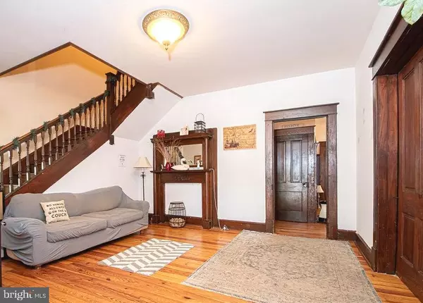 Front Royal, VA 22630,214 LEE ST