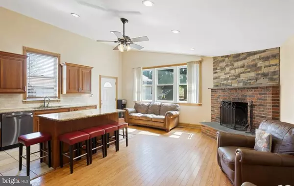 Broomall, PA 19008,631 S CENTRAL BLVD