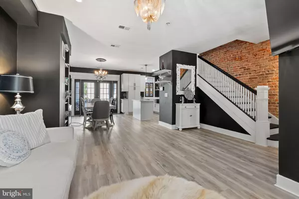 939 15TH ST SE, Washington, DC 20003