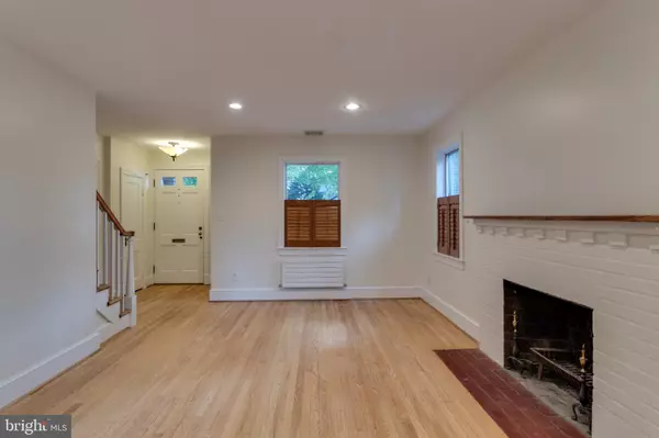 Alexandria, VA 22302,2508 DAVIS AVE