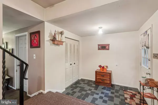 Tabernacle, NJ 08088,6 HORSESHOE CT