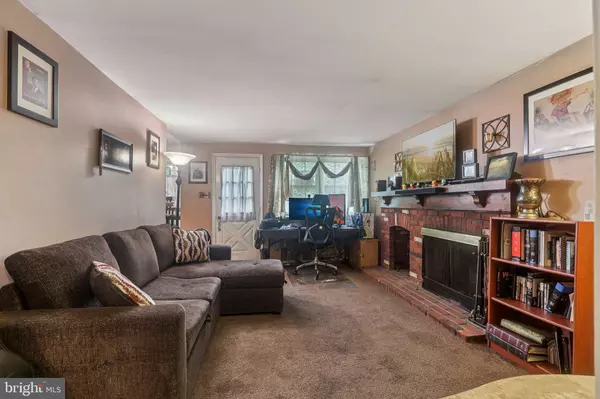 Tabernacle, NJ 08088,6 HORSESHOE CT