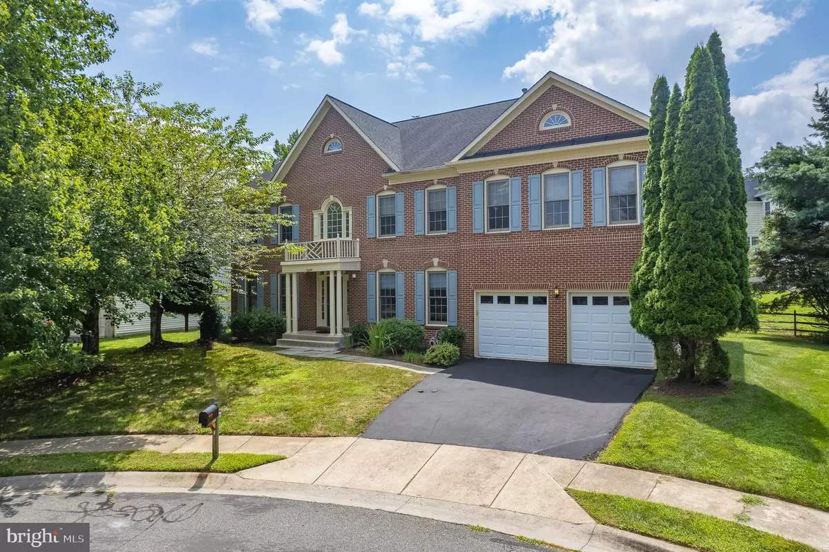 Potomac, MD 20854,10604 MAPLECREST