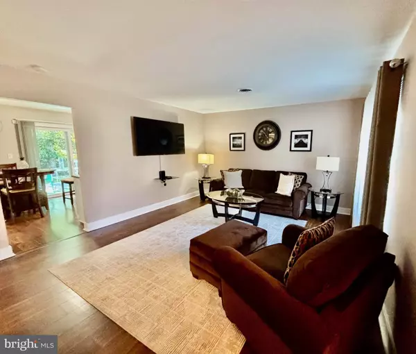 Tuckerton, NJ 08087,209 LEXINGTON DR