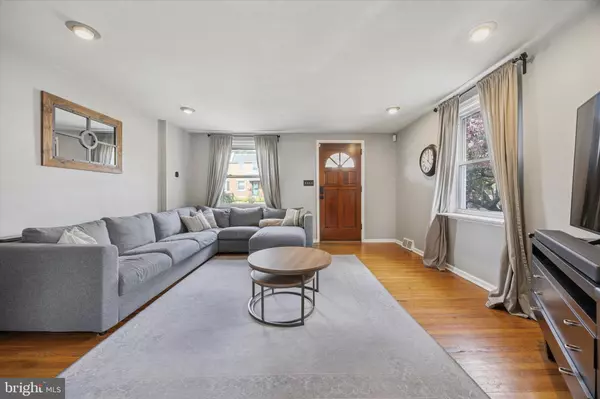 Philadelphia, PA 19128,539 OVERLOOK RD