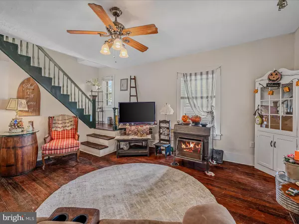 Bunker Hill, WV 25413,9872 WINCHESTER AVE