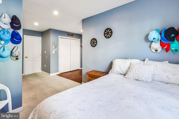 West Deptford, NJ 08086,1066 BUCKINGHAM DR