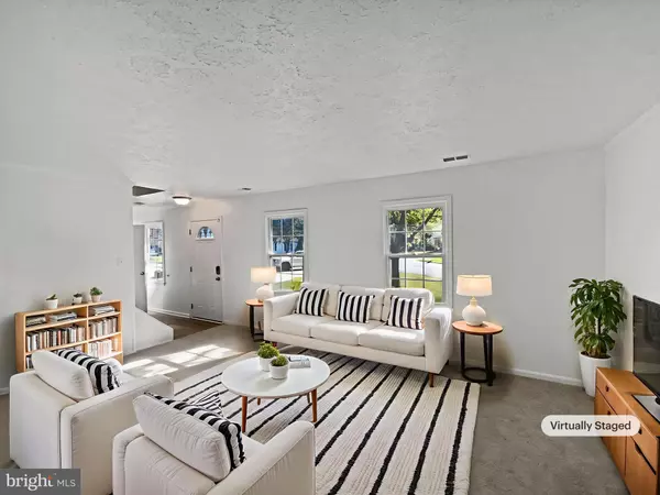 Waldorf, MD 20602,2337 VALE CT