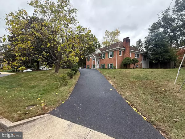 Alexandria, VA 22310,5405 BROOKLAND RD