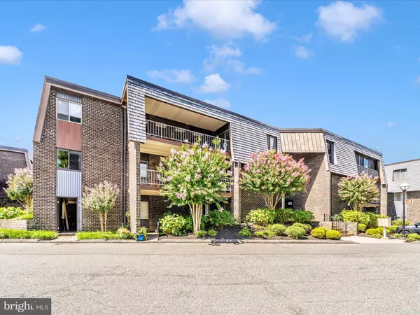 16 STONEHENGE #12, Baltimore, MD 21208