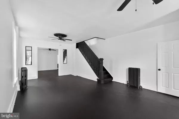 Chester, PA 19013,15 E 18TH ST