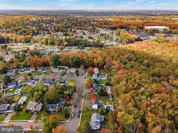 Hamilton, NJ 08620,40 DOE DR