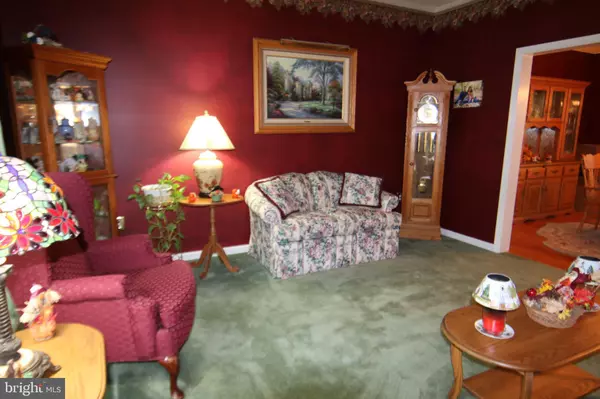 Palmyra, PA 17078,527 ROYAL ROAD