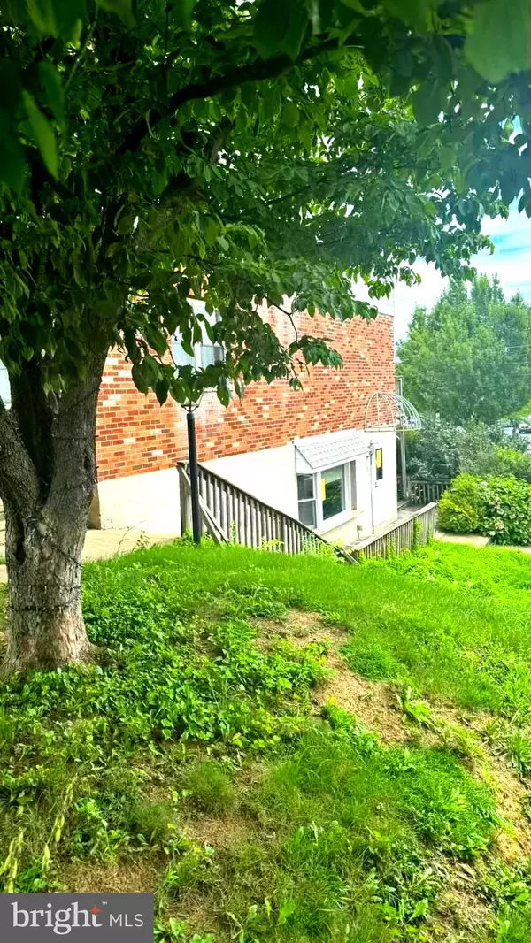 Upper Darby, PA 19082,610 S CEDAR LN