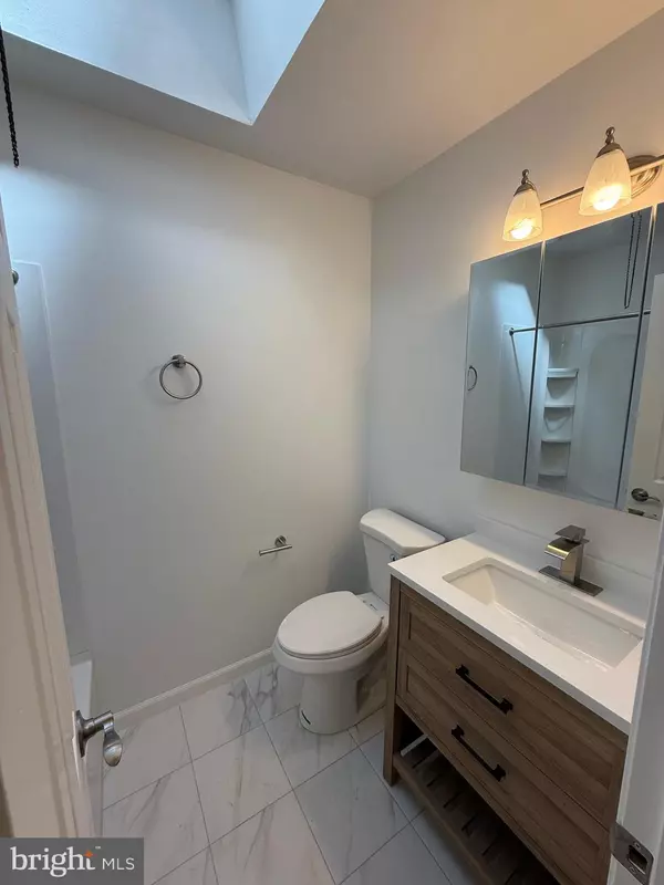 Philadelphia, PA 19116,413 PARLIN PL