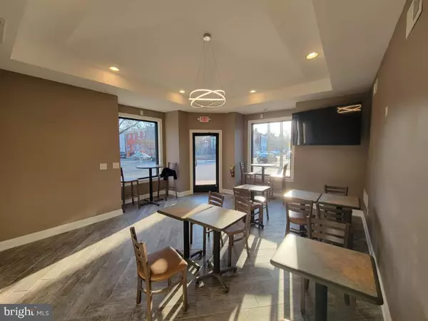 Camden, NJ 08104,1050 S 4TH ST