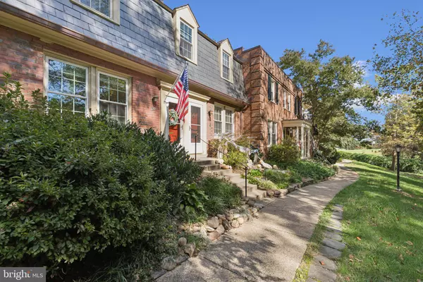 Arlington, VA 22204,1415 S BARTON ST #252