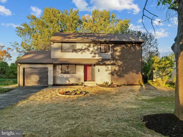 East Windsor, NJ 08520,322 TWIN RIVERS