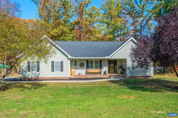 1196 HOWARDSVILLE TPKE, Stuarts Draft, VA 24477