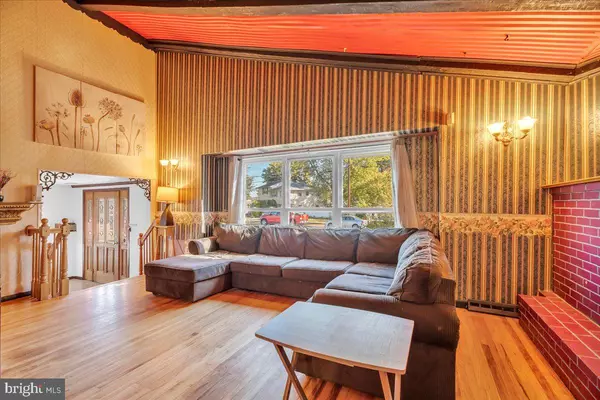 Magnolia, NJ 08049,539 FRESNO DR