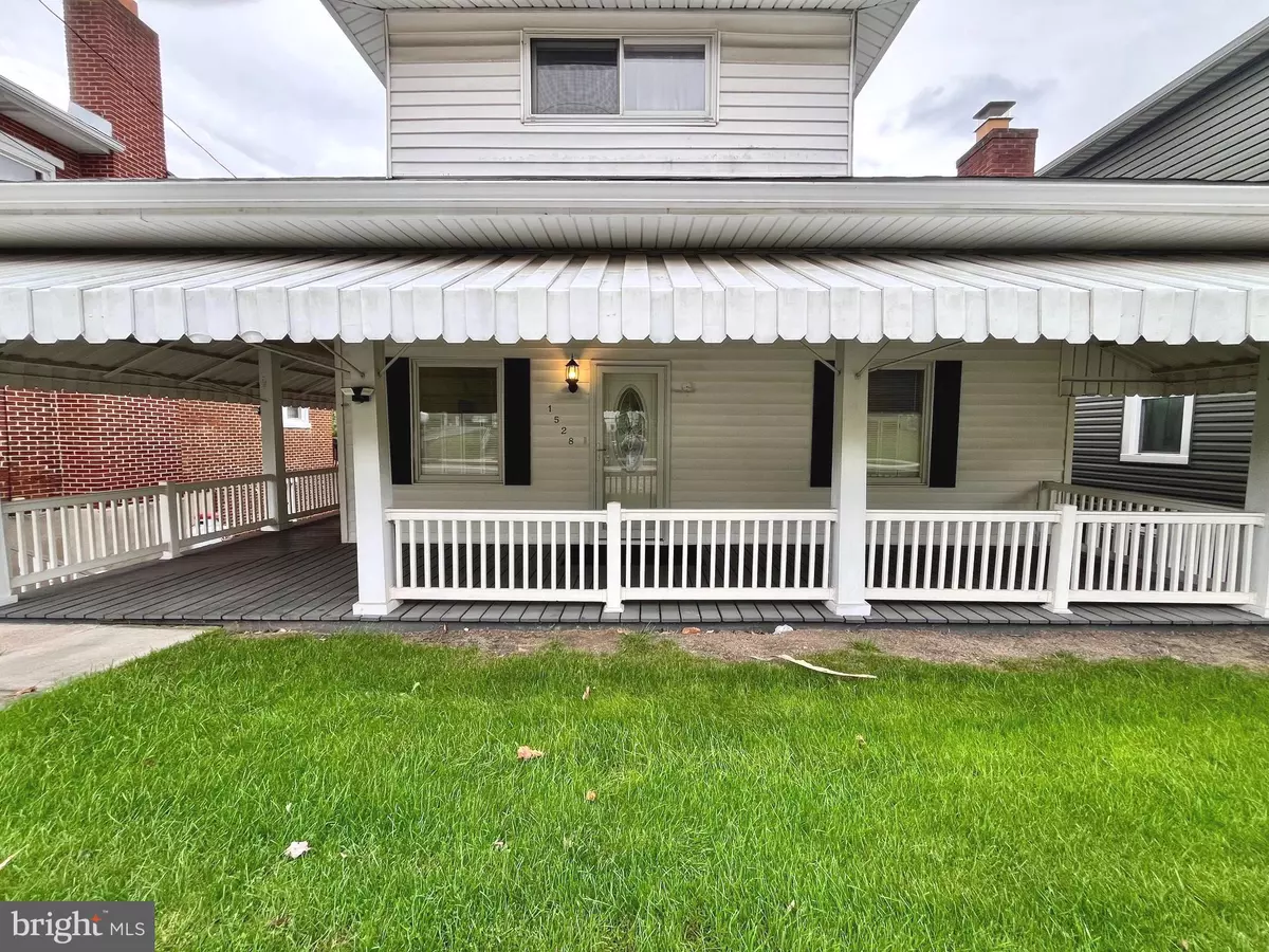 Tower City, PA 17980,1528 E GRAND AVE