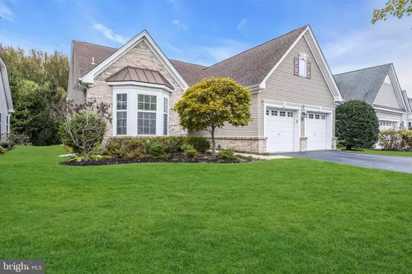 8 BARBADOS CT, Hamilton, NJ 08691