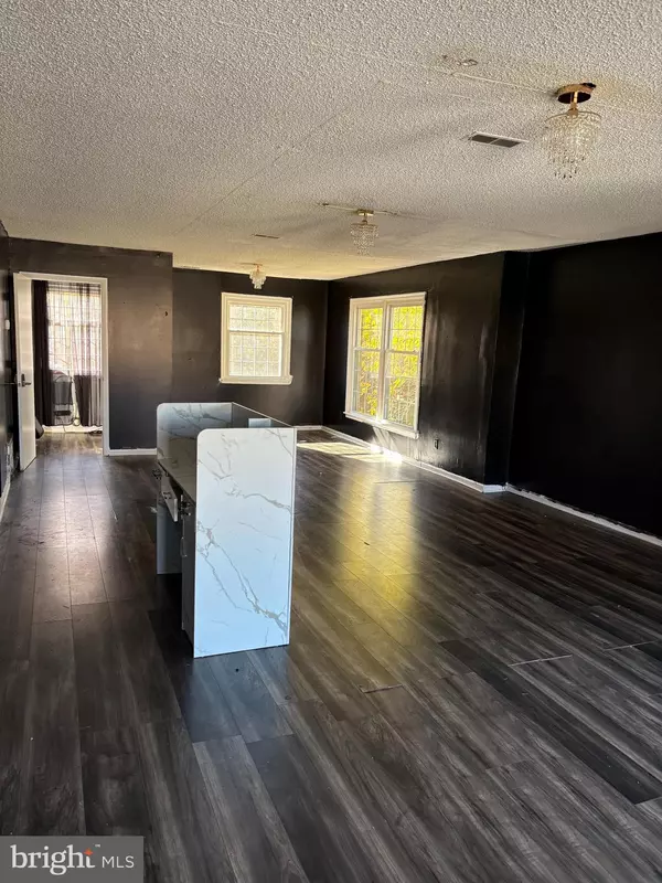 Temple Hills, MD 20748,6509 OLD BRANCH AVE #5