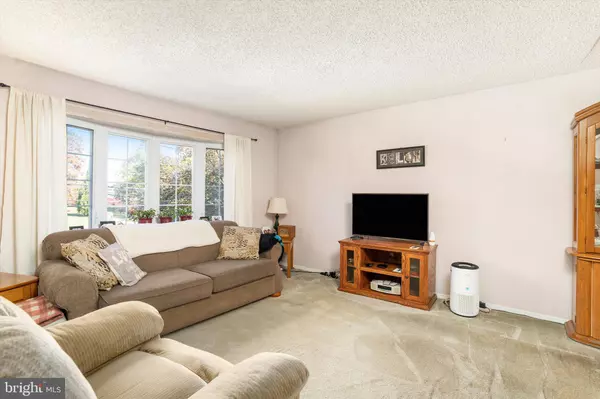 Hamilton, NJ 08690,2203 KUSER RD