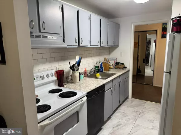 Wilmington, DE 19810,27303 VALLEY RUN DR #303