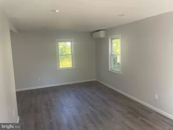 Trenton, NJ 08618,23 CADWALADER TER