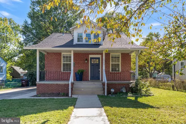 4905 SHERIDAN ST, Riverdale, MD 20737