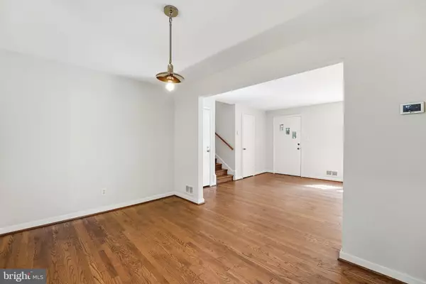 Fairfax, VA 22031,2904 SWANEE LN