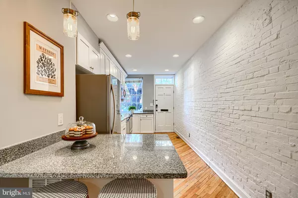 Baltimore, MD 21201,131 W LEE ST W