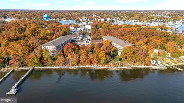 Annapolis, MD 21403,7101 BAY FRONT DR #301