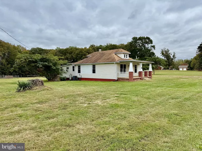 722 HARTWOOD RD, Fredericksburg, VA 22406