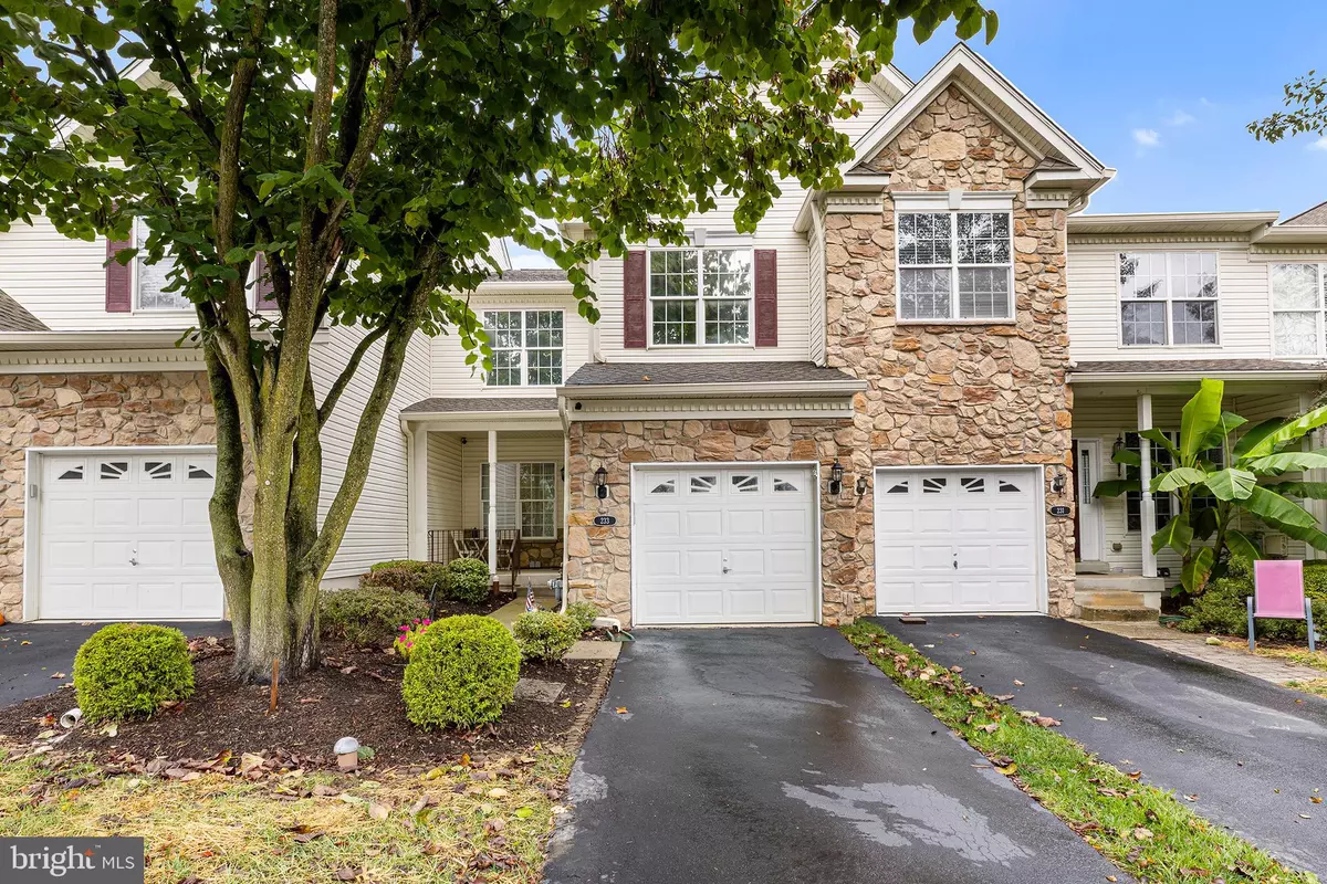West Chester, PA 19380,233 BIRCHWOOD DR