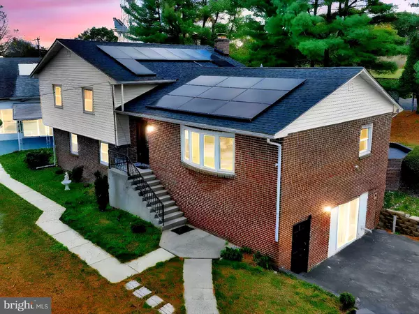 631 TOWER RD, Mohrsville, PA 19541