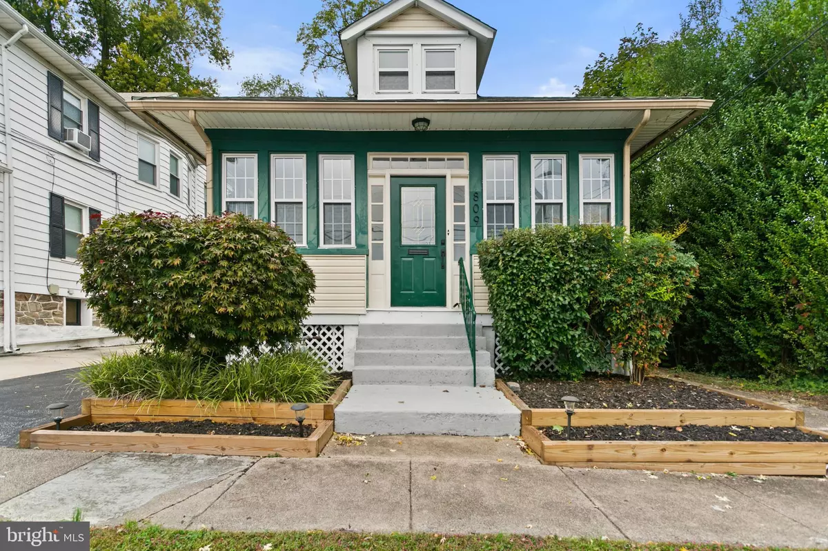 Prospect Park, PA 19076,809 5TH AVE