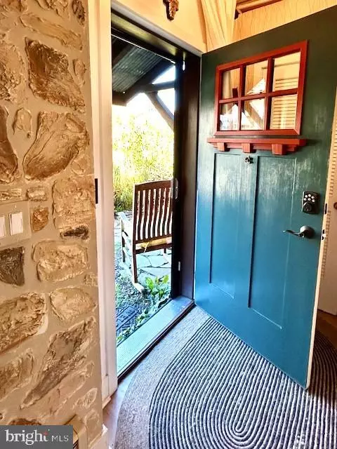 Haddonfield, NJ 08033,264 LAKE ST