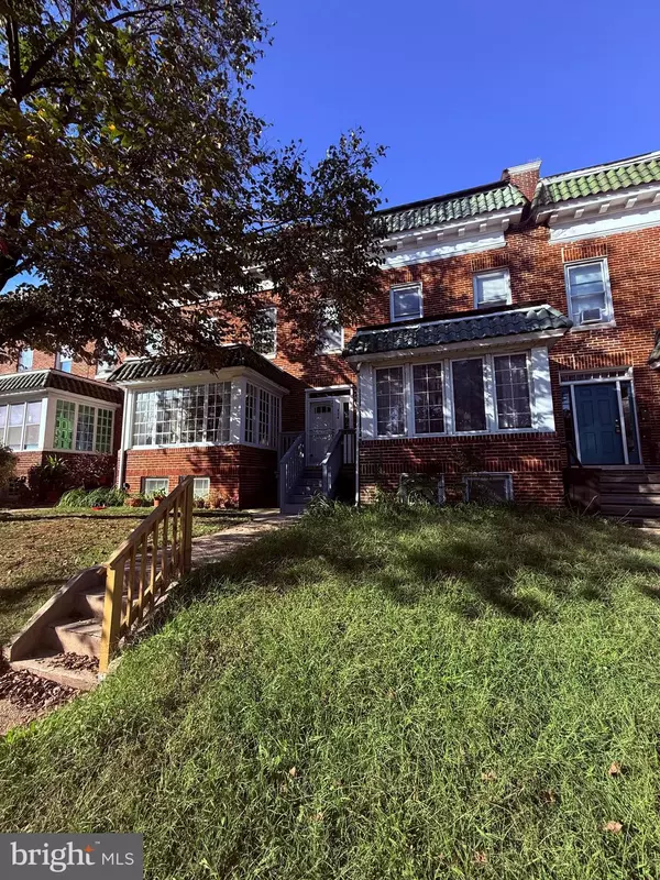 Baltimore, MD 21218,824 E 33RD ST