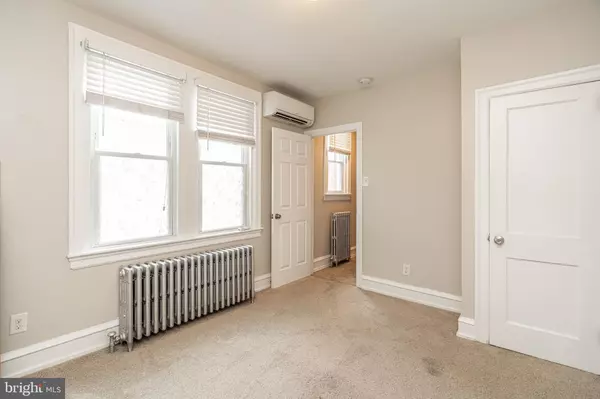 Philadelphia, PA 19127,4339 MAIN ST #R