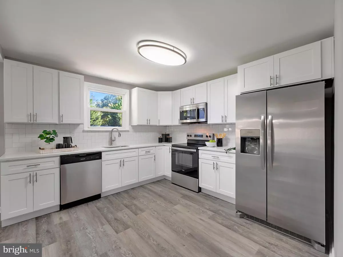 Pasadena, MD 21122,325 BEACH AVE