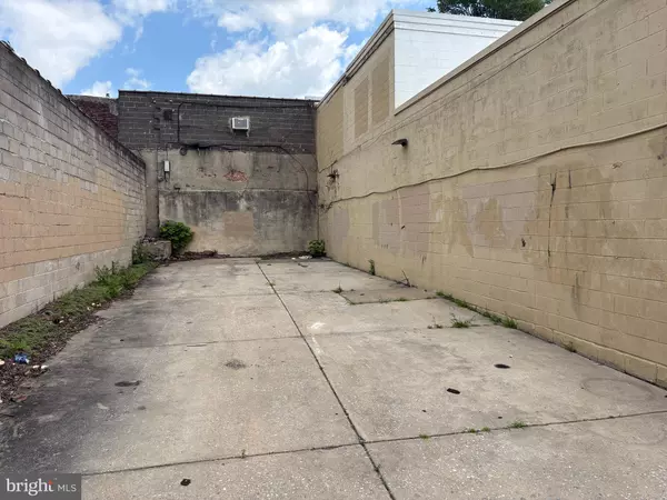 Philadelphia, PA 19132,2201 W CAMBRIA ST