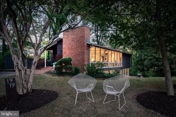 1919 MARTHAS RD,  Alexandria,  VA 22307