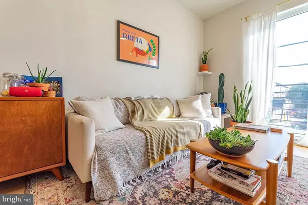 Philadelphia, PA 19125,627 E GIRARD AVE #D2