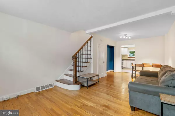 Philadelphia, PA 19147,215 GERRITT ST
