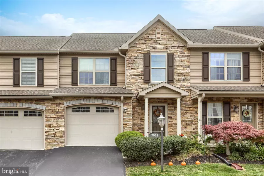 2652 GRACIE DR, Harrisburg, PA 17112