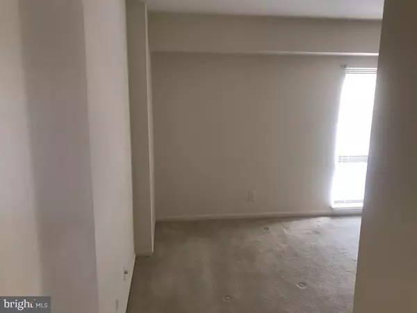 Columbia, MD 21045,6091 MAJORS LN E #5