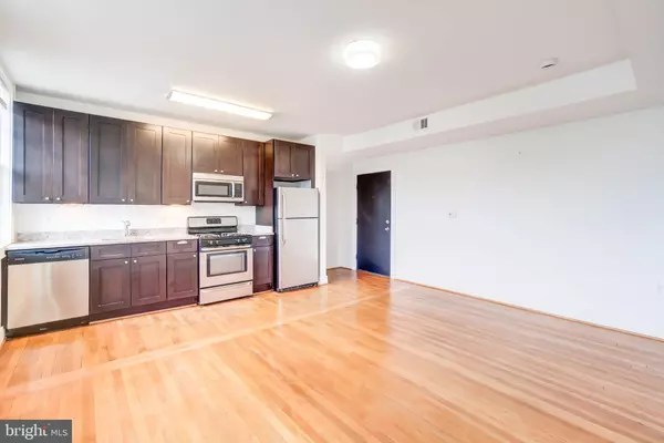 Washington, DC 20010,1575 SPRING PL NW #32