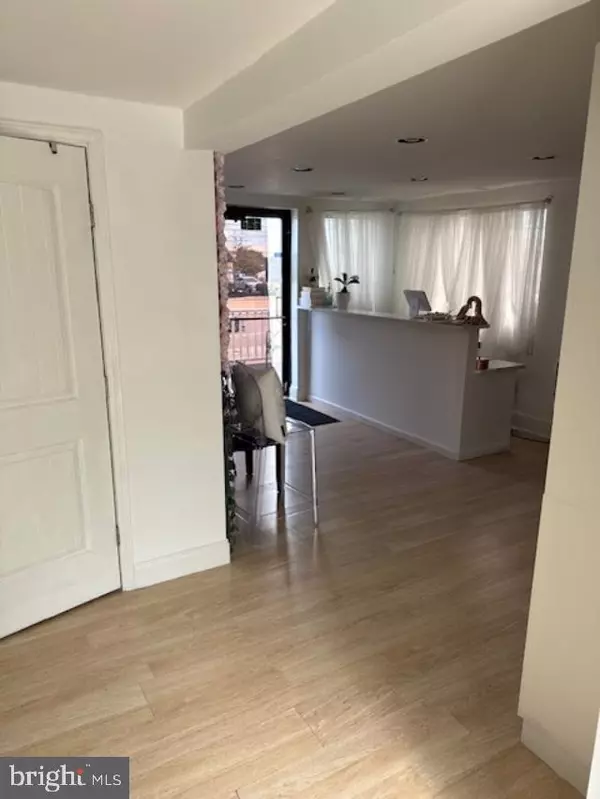 King Of Prussia, PA 19406,729 W DEKALB PIKE